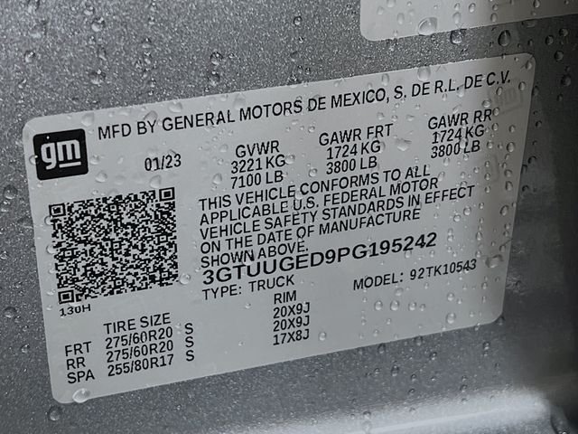 Used 2023 Silver GMC Denali image 16
