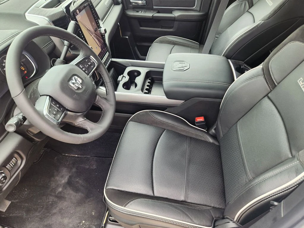 New 2026 Bright White Clear-Coat Exterior Paint RAM Laramie image 9