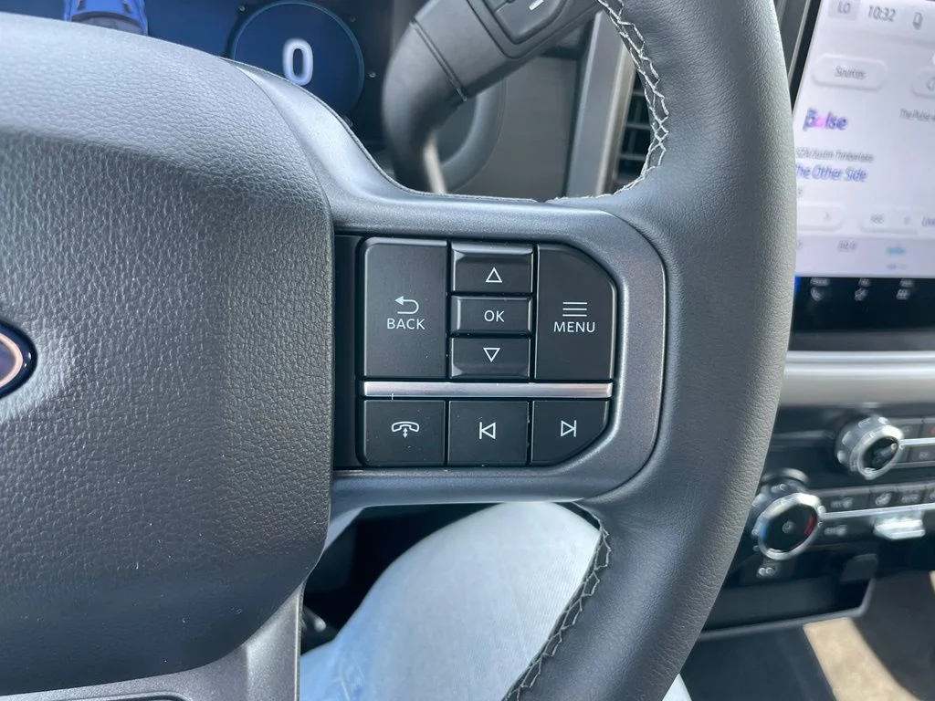 New 2026 Carbonized Gray Metallic Ford XLT image 23