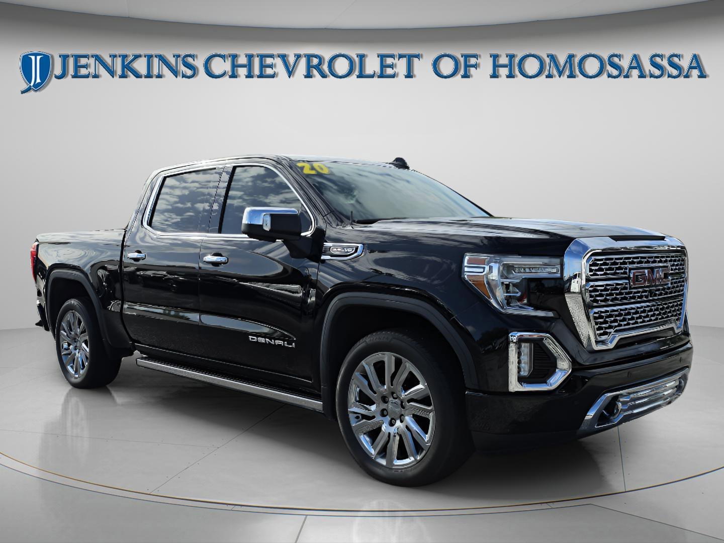 2020 GMC Sierra 4WD Crew Cab Short Box Denali's photo