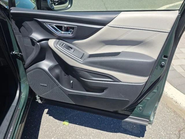 Used 2022 Autumn Green Metallic Subaru Limited image 19