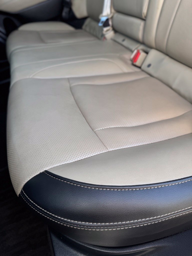 Used 2021 Crystal White Pearl Subaru Limited image 36