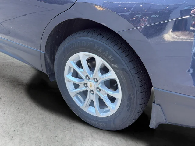 Used 2018 Blue Chevrolet LT image 31