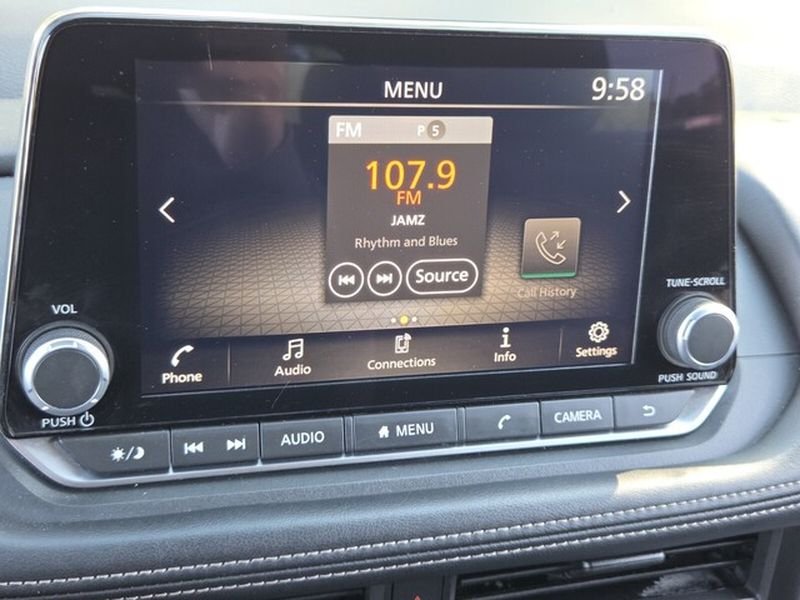 Used 2024 Brilliant Silver Metallic Nissan S image 21