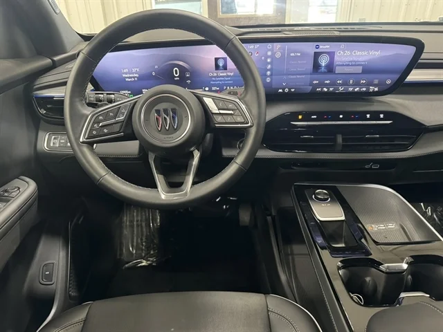 Used 2025 WHITE BUICK Preferred image 3