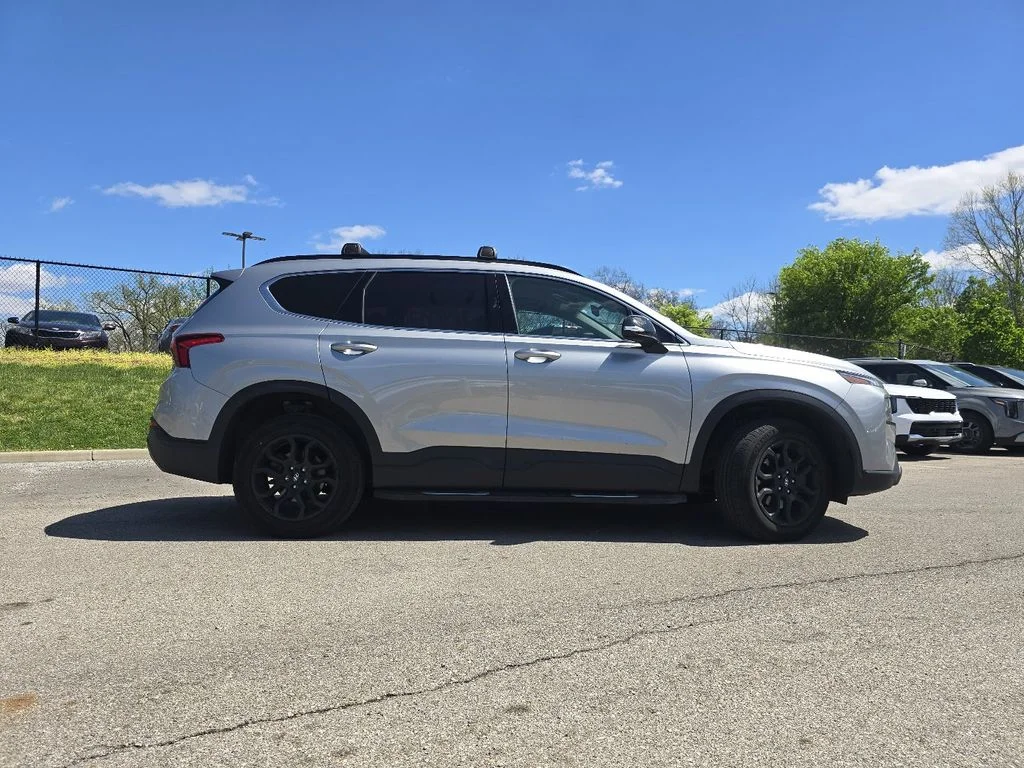 Used 2023 Silver Hyundai XRT image 17