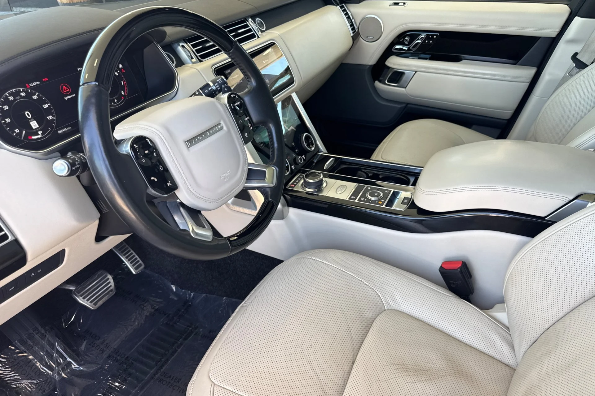 Used 2021 Silicon Silver Premium Metallic Land Rover Westminster image 13