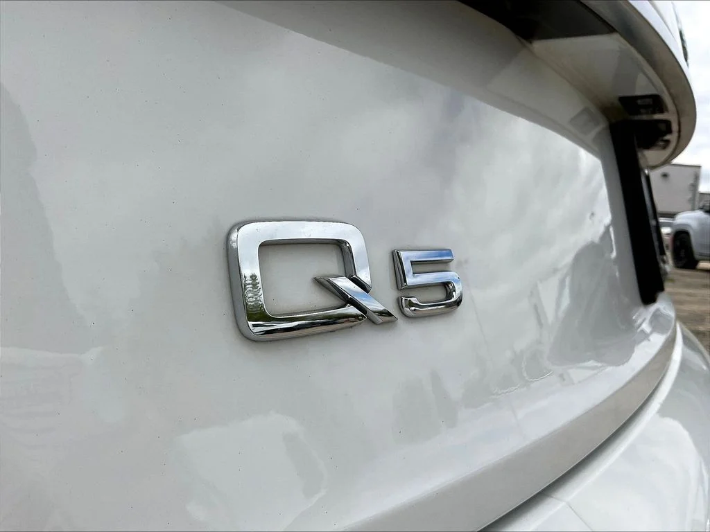 Used 2022 Ibis White Audi 45 S line Premium image 24