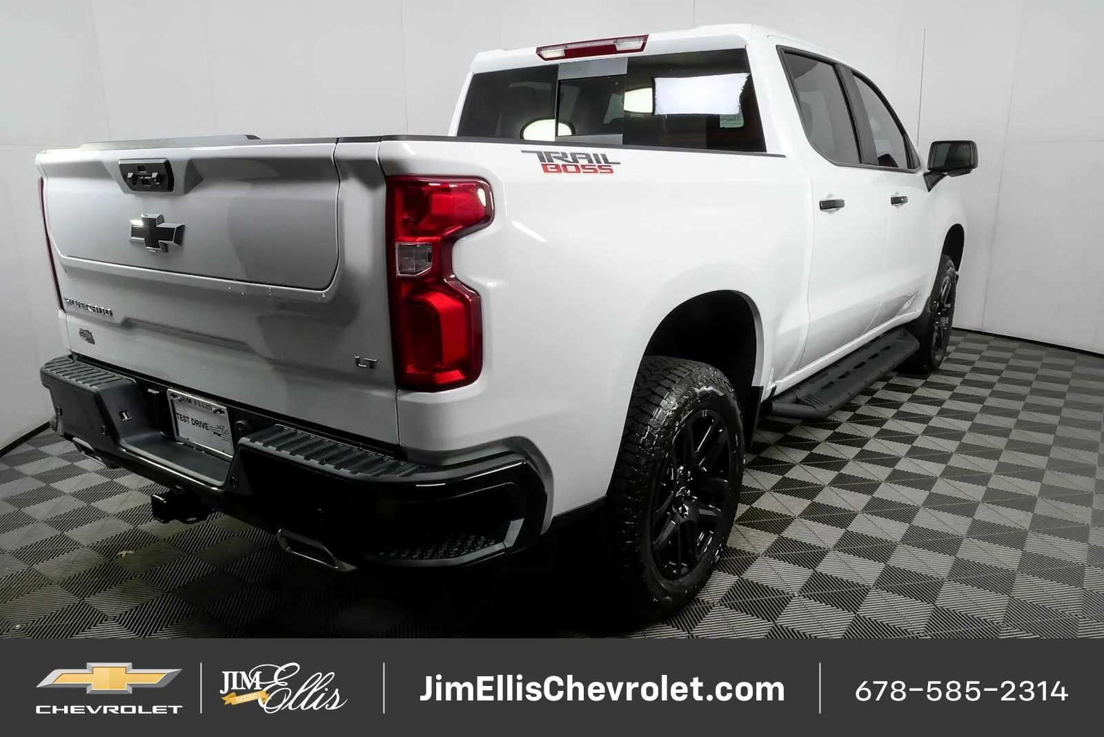 New 2026 Summit White Chevrolet LT Trail Boss image 3