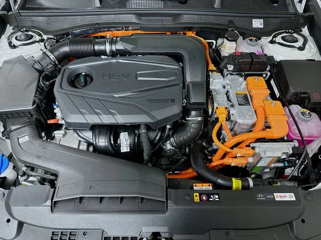 New 2026 White Hyundai SEL image 22