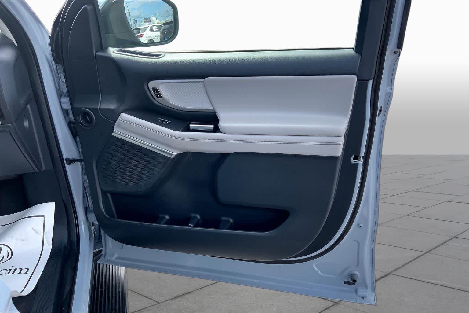 Certified Used 2025 Glacier Gray Metallic Ford Active image 22