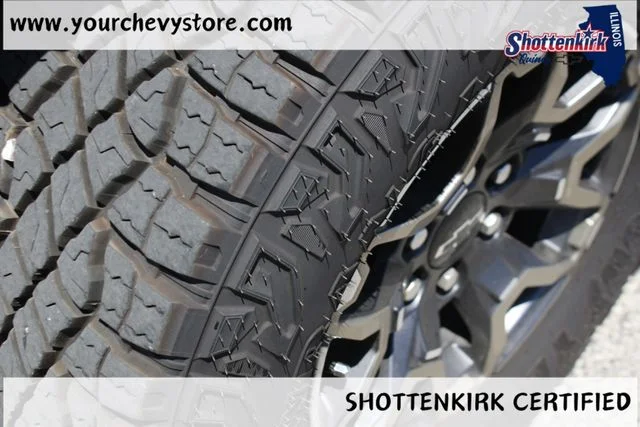 Used 2024 White Chevrolet ZR2 image 13