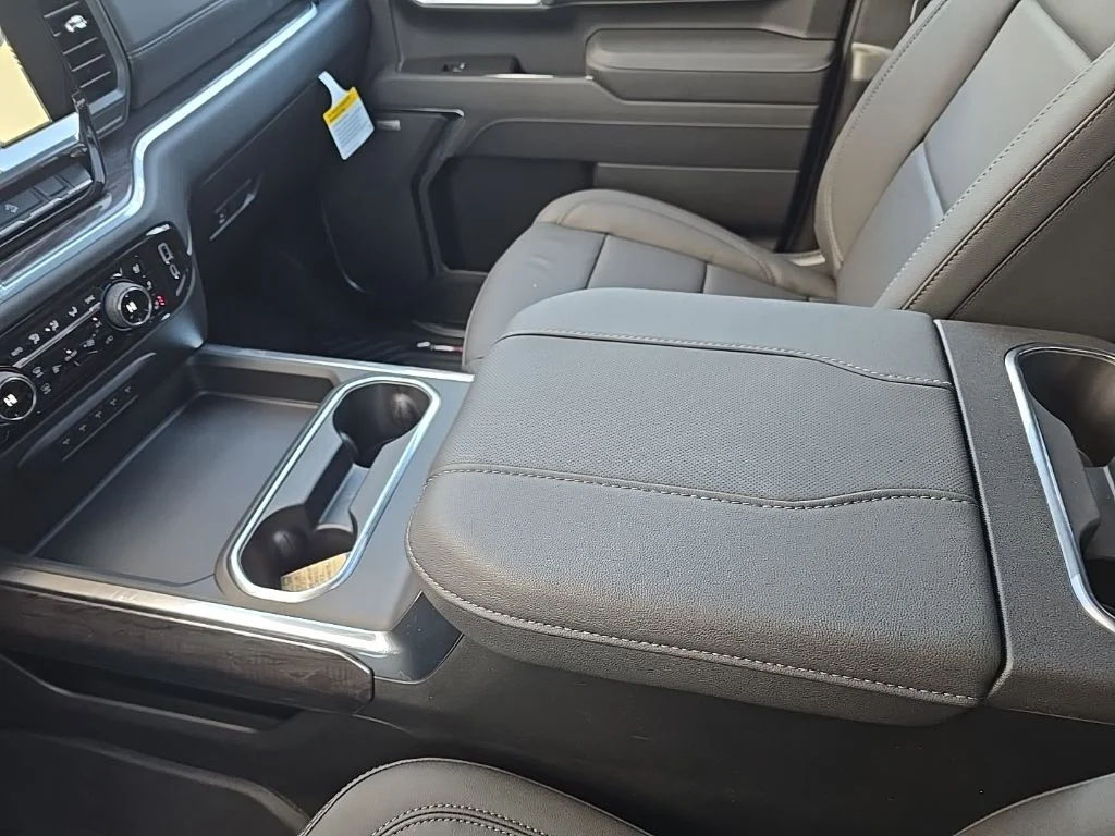 2026 Chevrolet Silverado 3500 HD LTZ - Photo 15