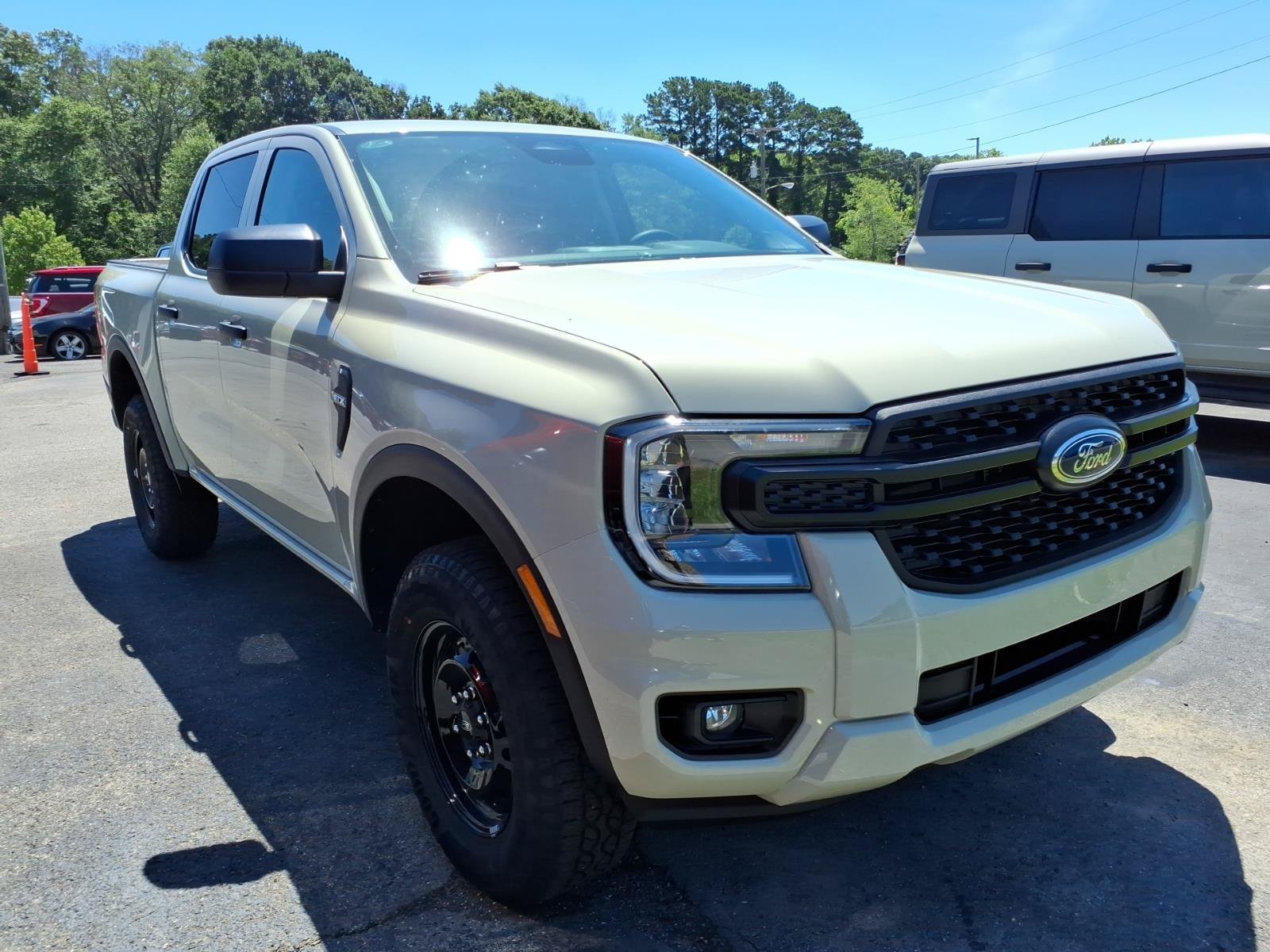 Used 2026 Tan Ford XL image 6