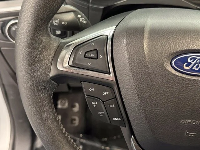 Used 2022 Silver Ford Titanium image 18