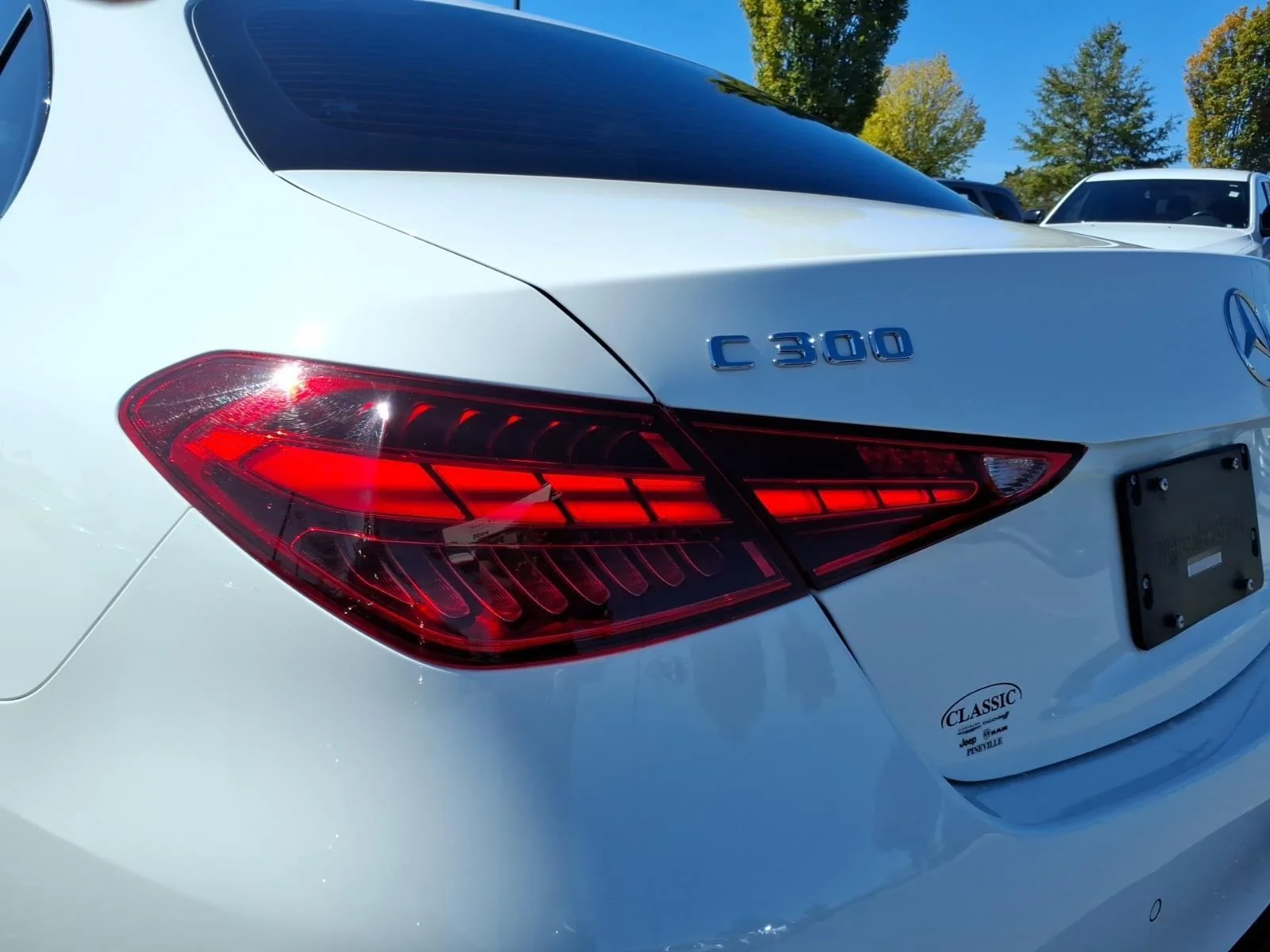 Used 2023 Polar White Mercedes-Benz C 300 image 17
