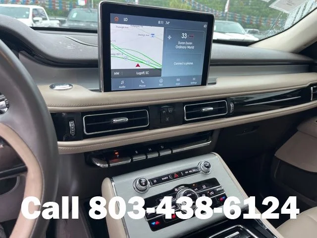 Used 2023 White Lincoln Standard image 24