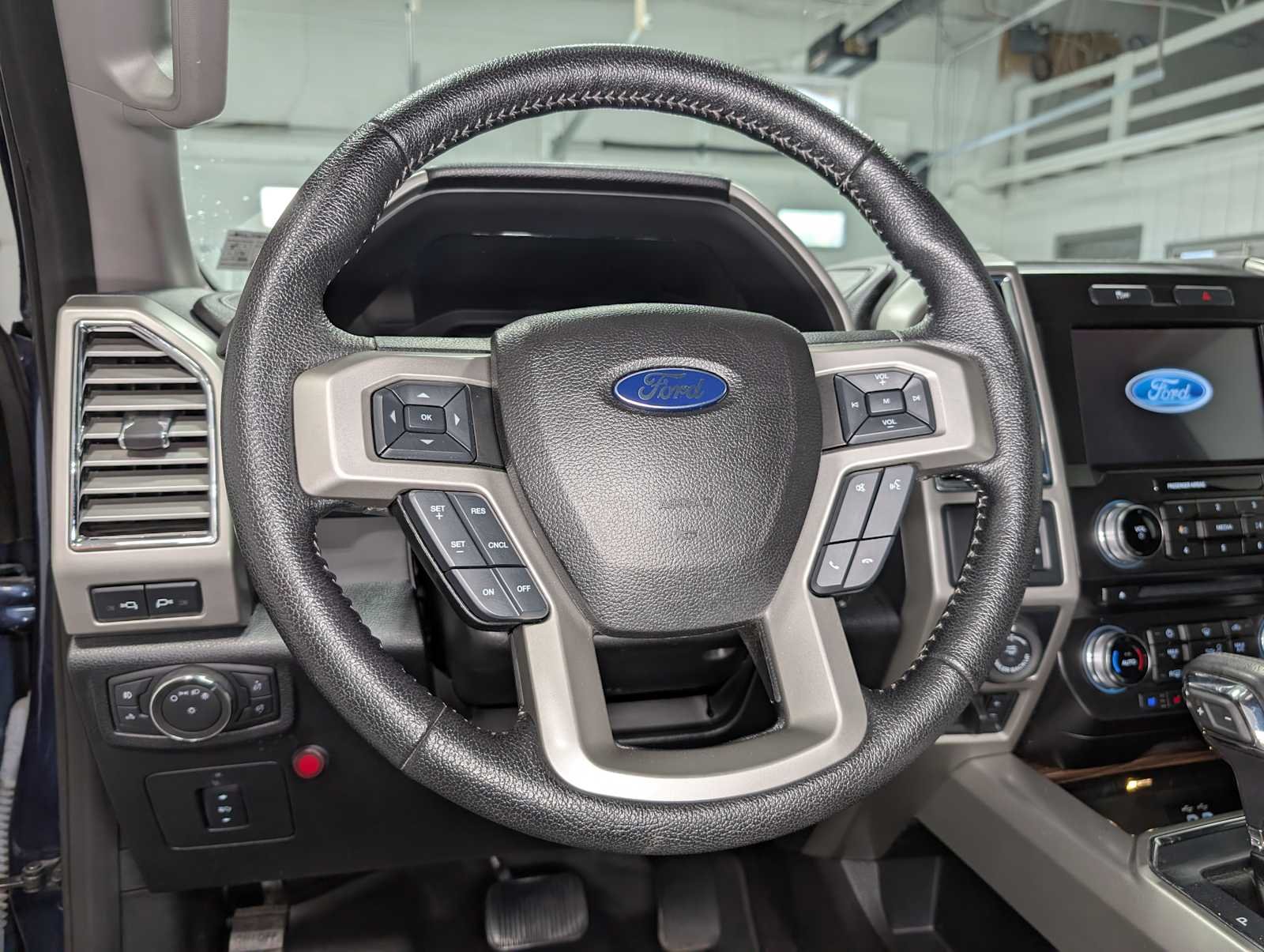 Used 2016 Caribou Metallic Ford Lariat image 37