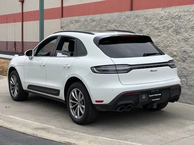 Used 2024 White Porsche  image 3