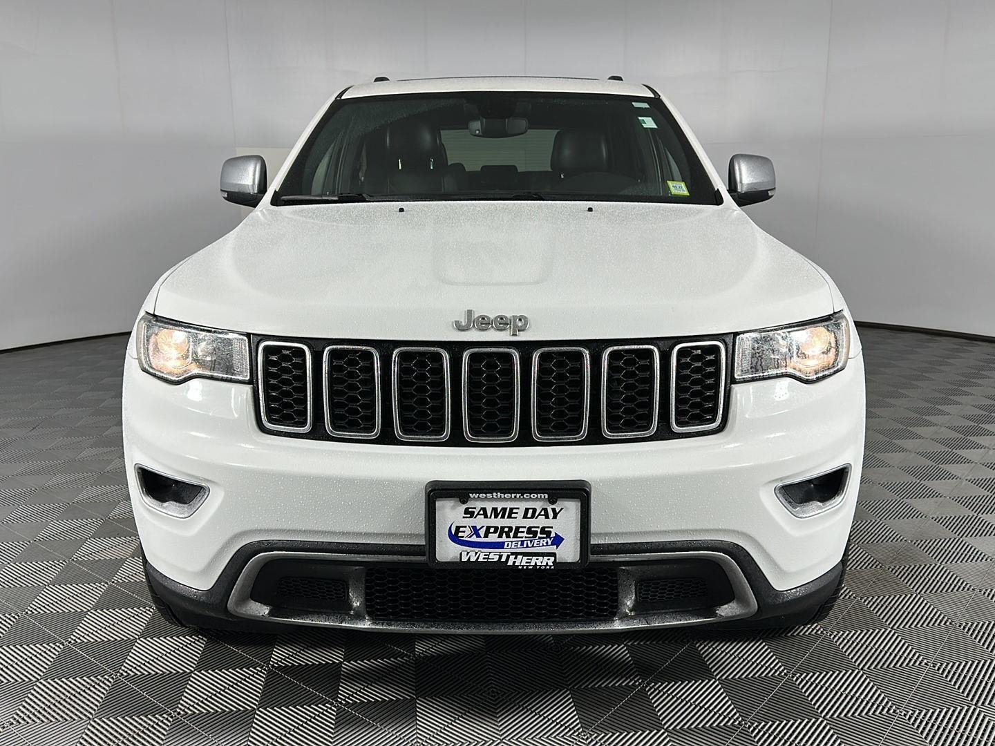 Used 2020 Bright White Clearcoat Jeep Limited image 2