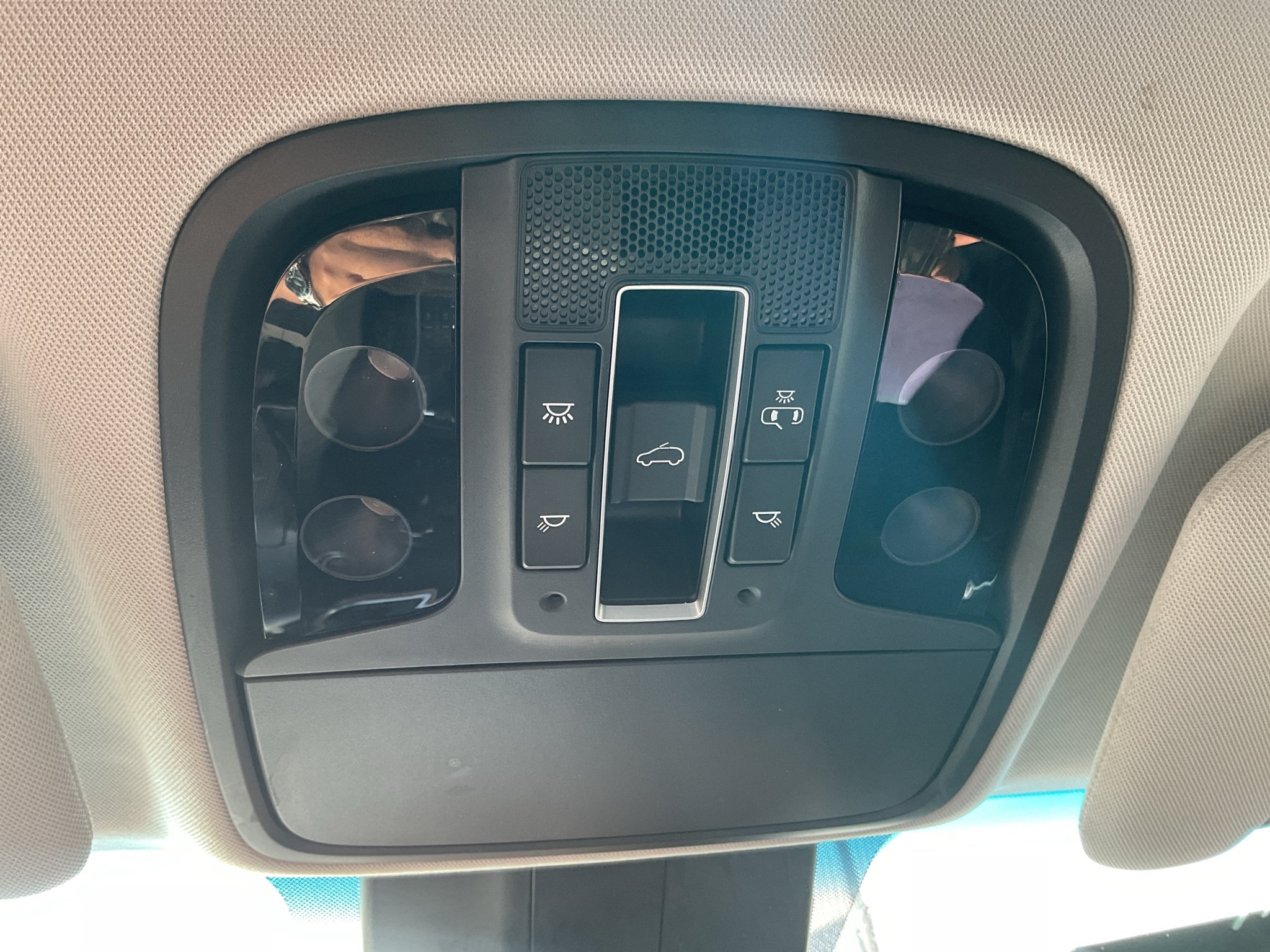 Used 2017 Platinum Graphite Kia EX V6 image 23
