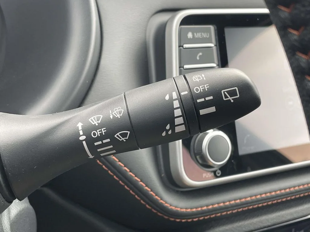2018 Nissan Kicks SR - Photo 12