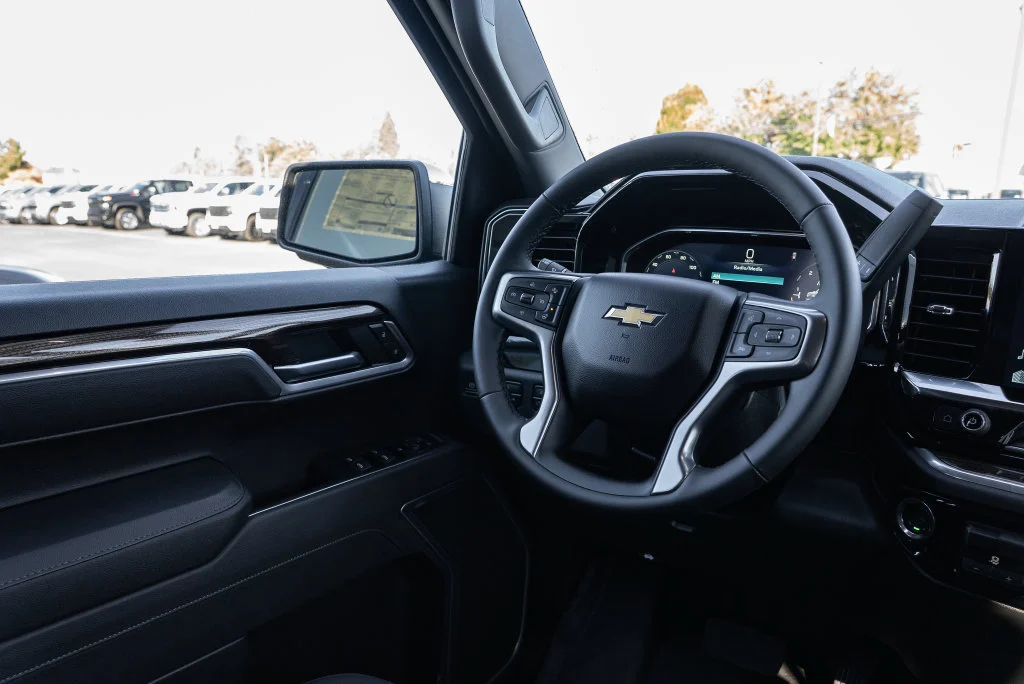 2026 Chevrolet Silverado 1500 LT - Photo 11