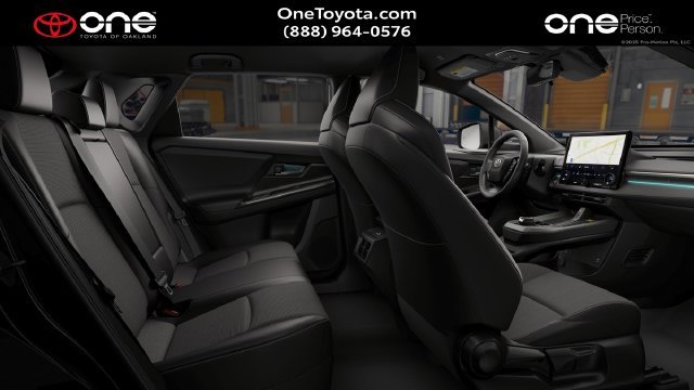 New 2027 Wind Chill Pearl <sup>1</sup> Toyota  XLE image 3