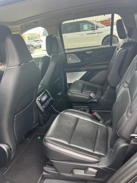Used 2021 Blue Lincoln Reserve image 3
