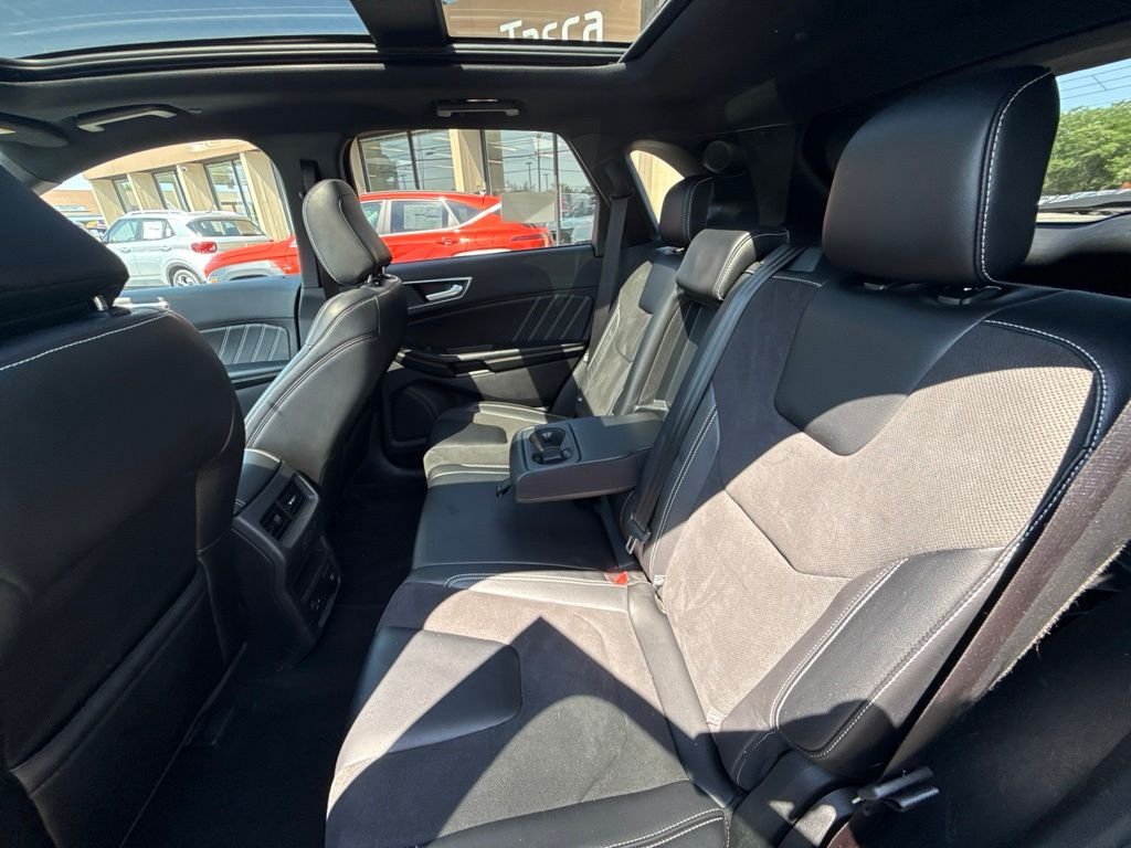 2022 Ford Edge ST - Photo 28