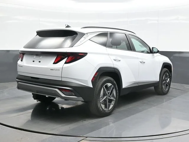 New 2026 White Hyundai SEL image 9