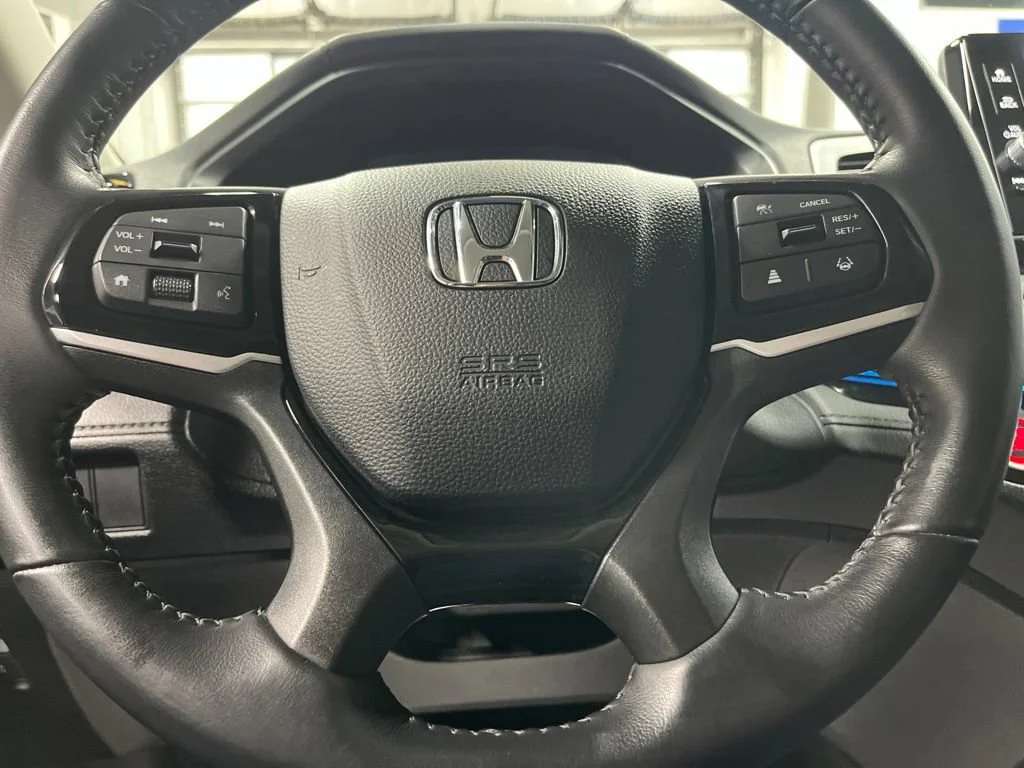 2025 Honda Odyssey Touring - Photo 62