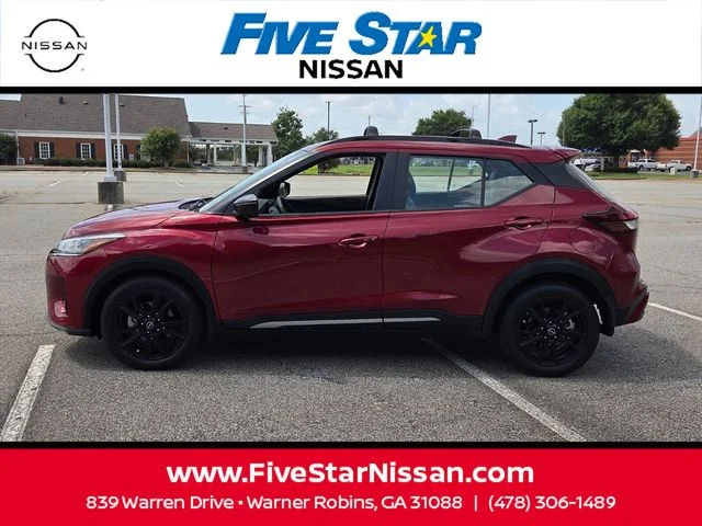 Used 2023 Red Nissan SR image 4