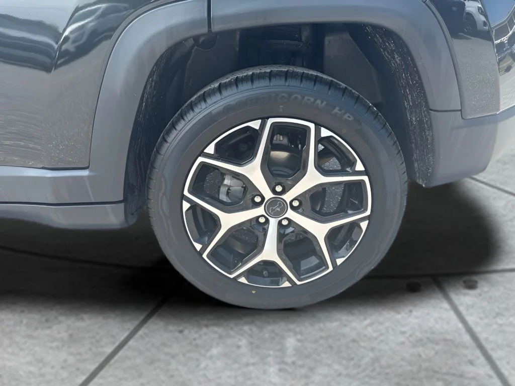 Used 2025 Black Jeep Limited image 20