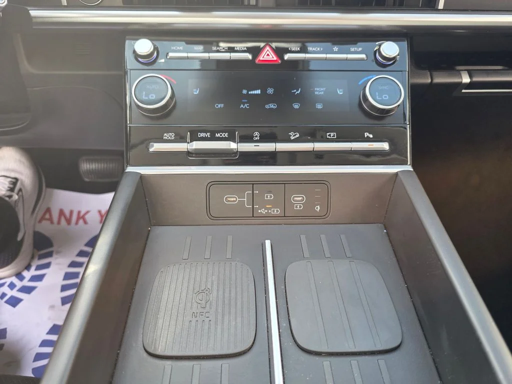 Used 2026 White Hyundai SEL image 18
