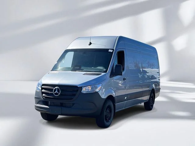 New 2026 Hightech Silver Mercedes-Benz Cargo 170 WB image 3