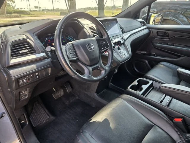 Used 2023 Sonic Gray Pearl Honda Sport image 16