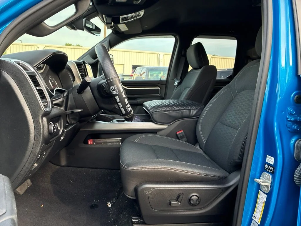 Used 2025 Blue Ram Big Horn/Lone Star image 11