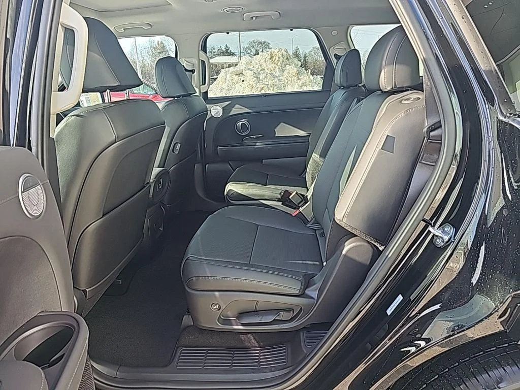 2026 Hyundai Palisade Limited - Photo 33