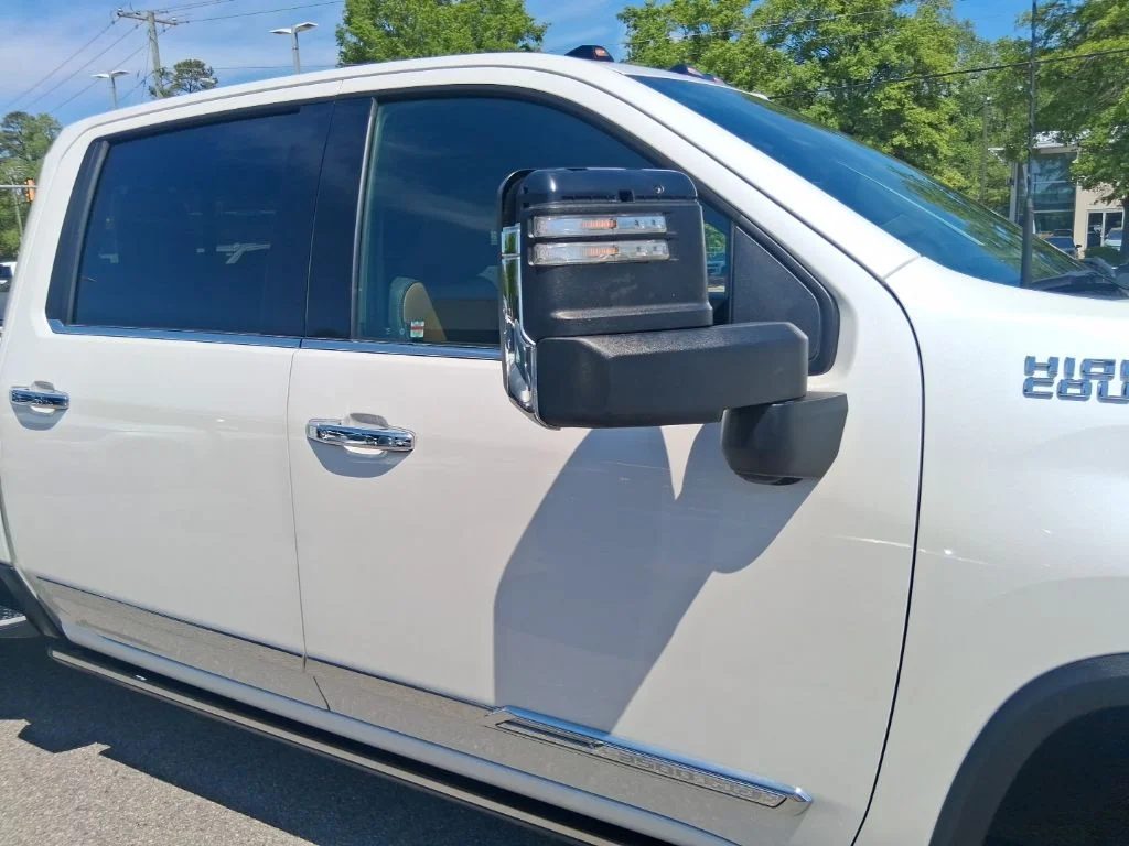 Used 2024 Beige Chevrolet High Country image 11