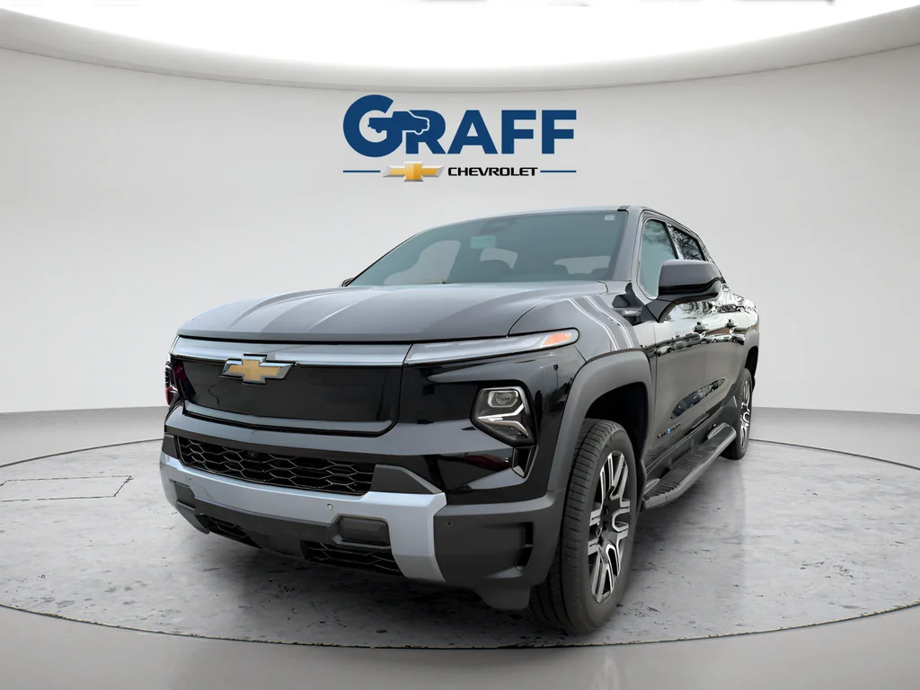 2026 Chevrolet Silverado EV LT - Photo 13