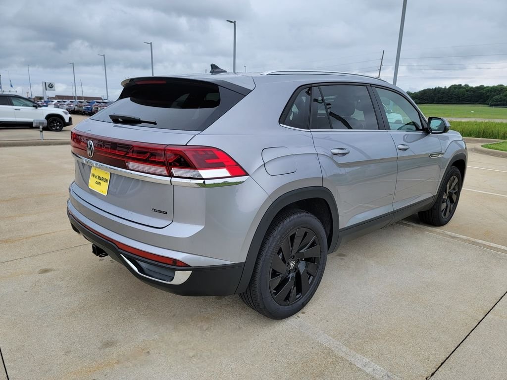 2025 Volkswagen Atlas Cross Sport SE w/Tech - Photo 17