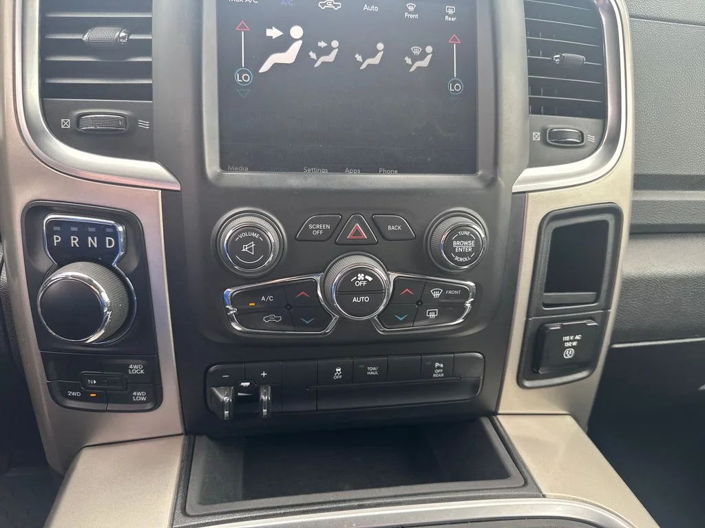Used 2019 Beige Ram Warlock image 18
