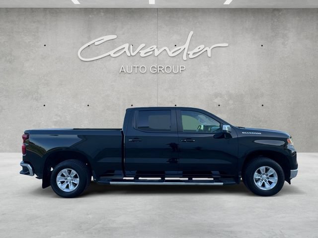 Used 2024 Black Chevrolet LT image 17
