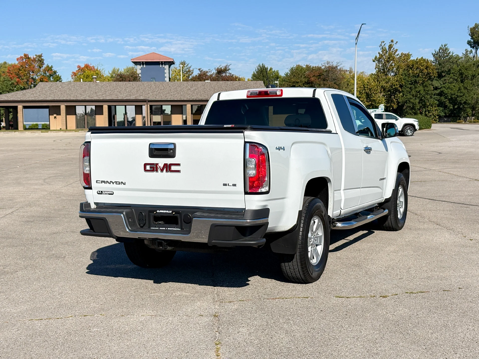 Used 2017 White GMC SLE1 image 9