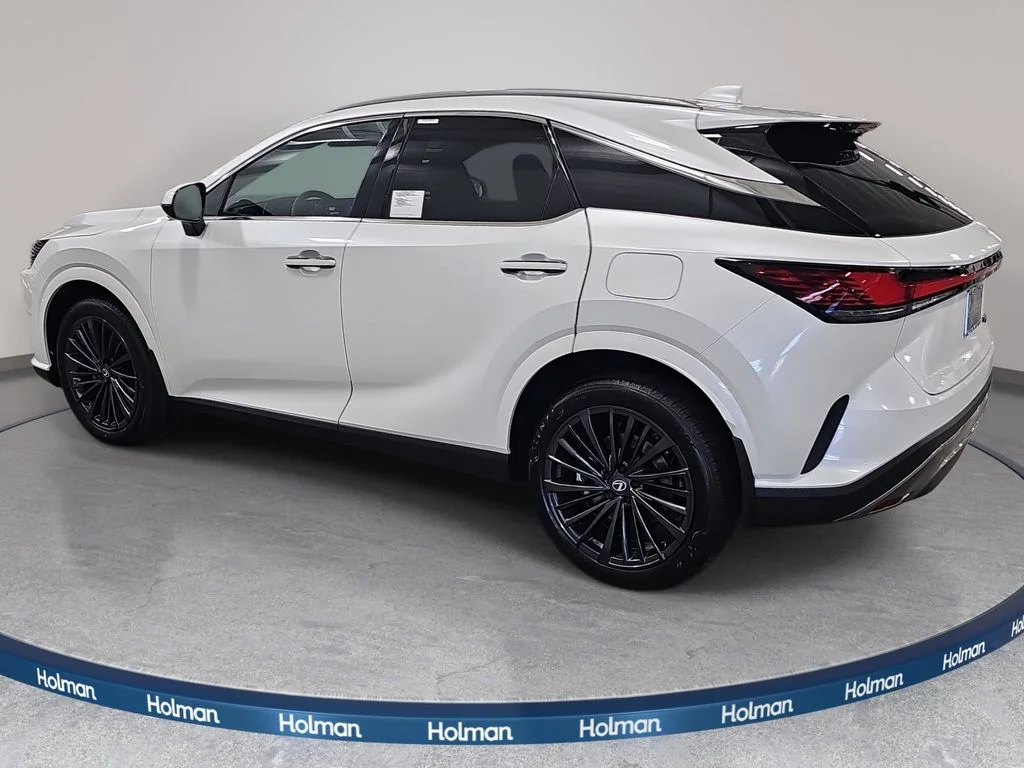 New 2026 Eminent White Pearl Lexus PREMIUM image 8