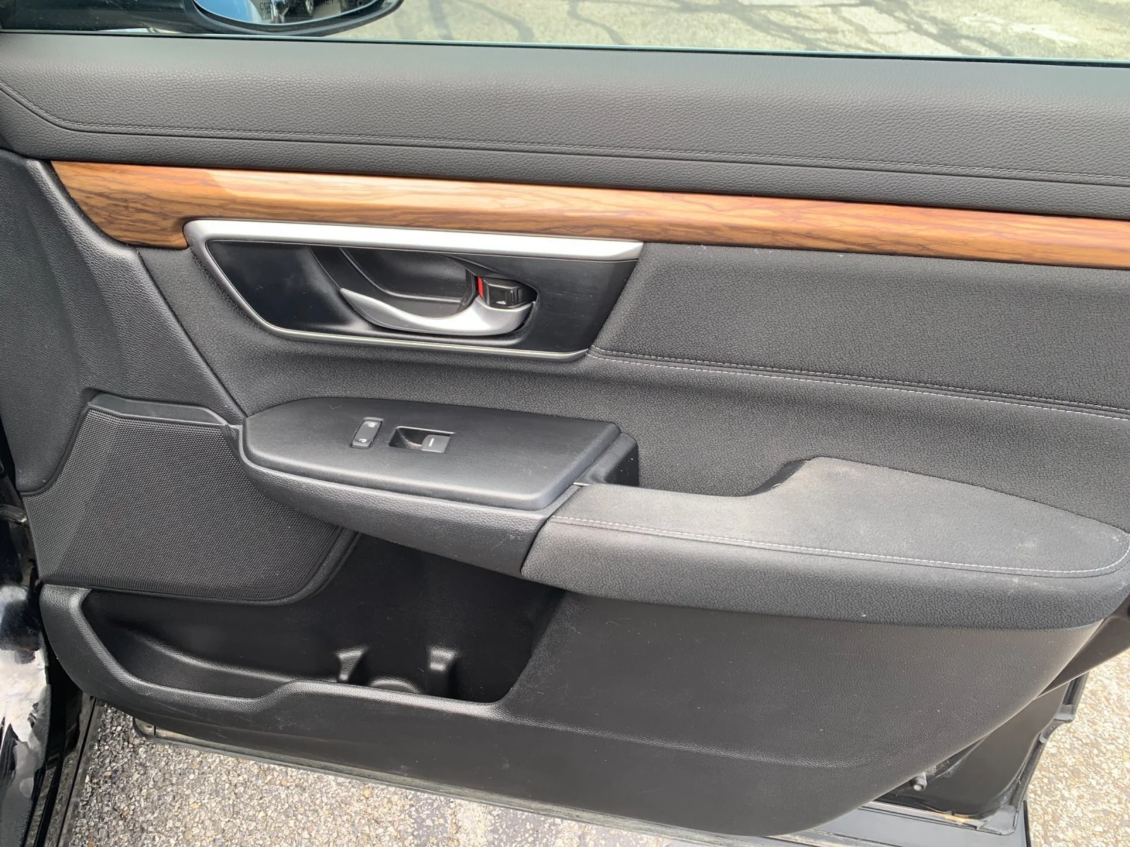 Used 2021 Black Honda AWD EX image 19