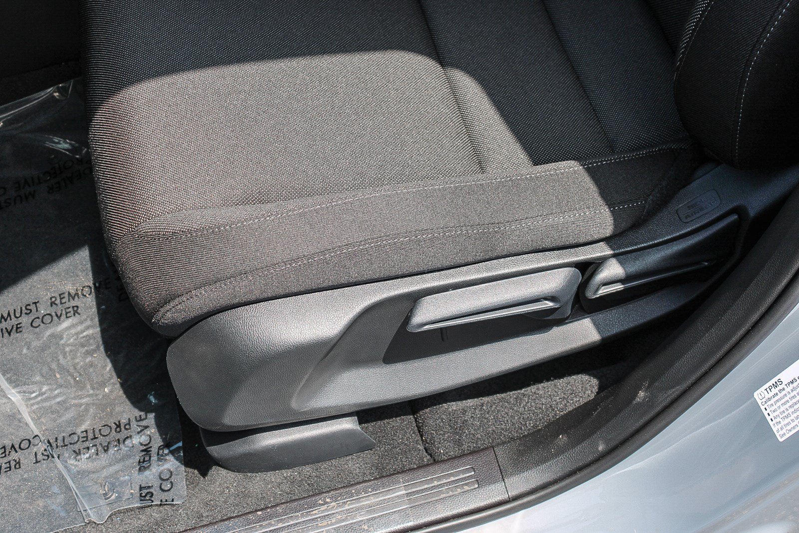 New 2026 Urban Gray Pearl Honda LX image 23