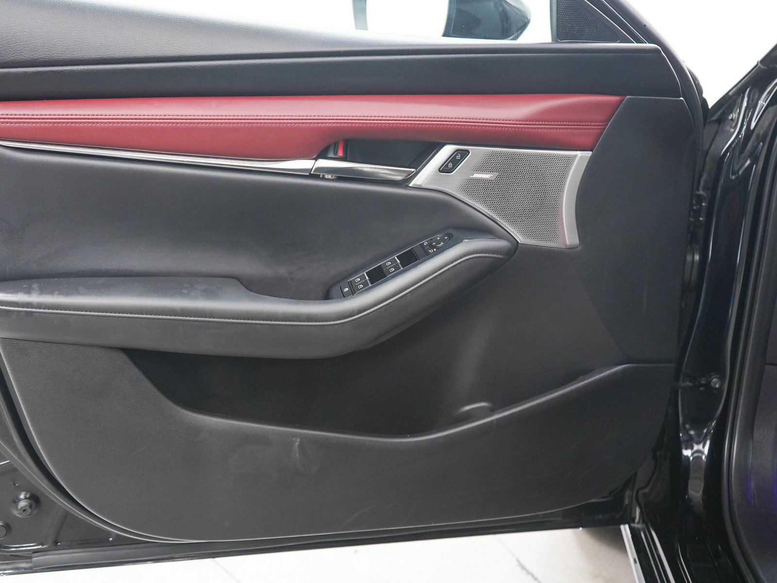 Used 2020 Jet Black Mica Mazda Premium image 20