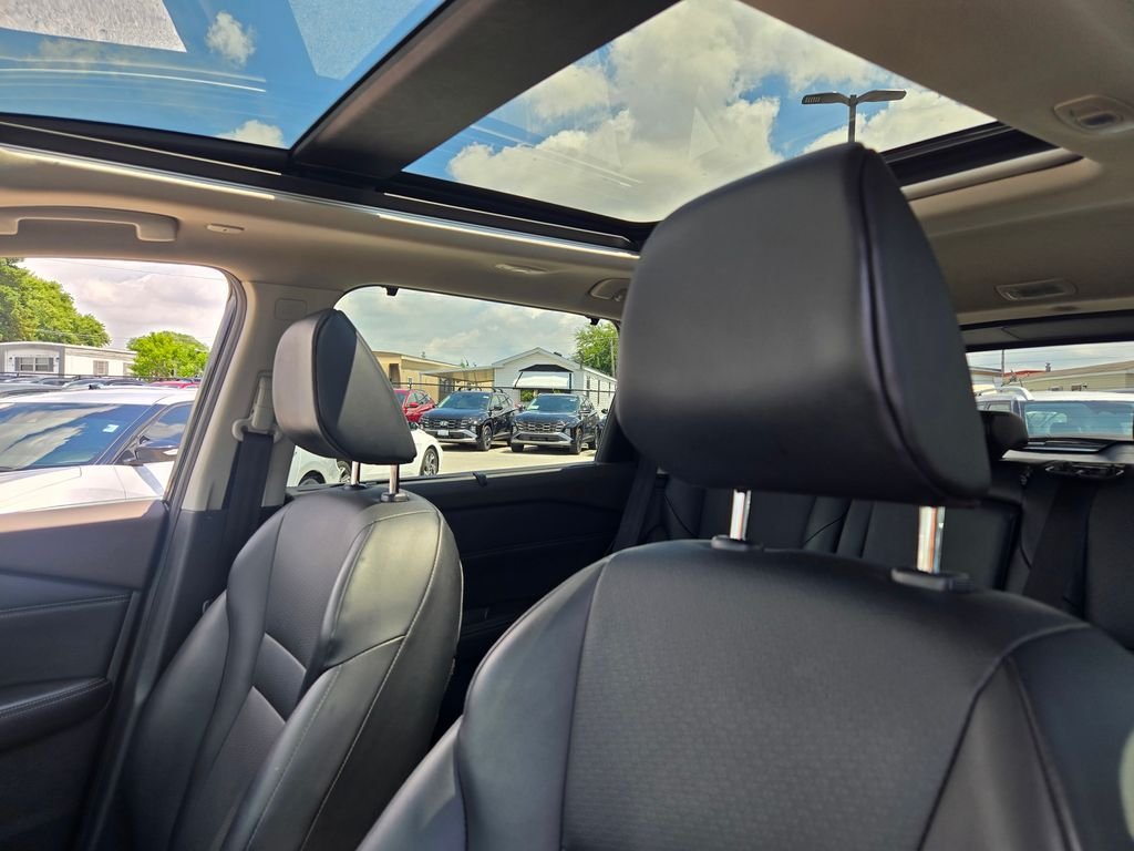 Used 2023 Black Nissan SV image 34